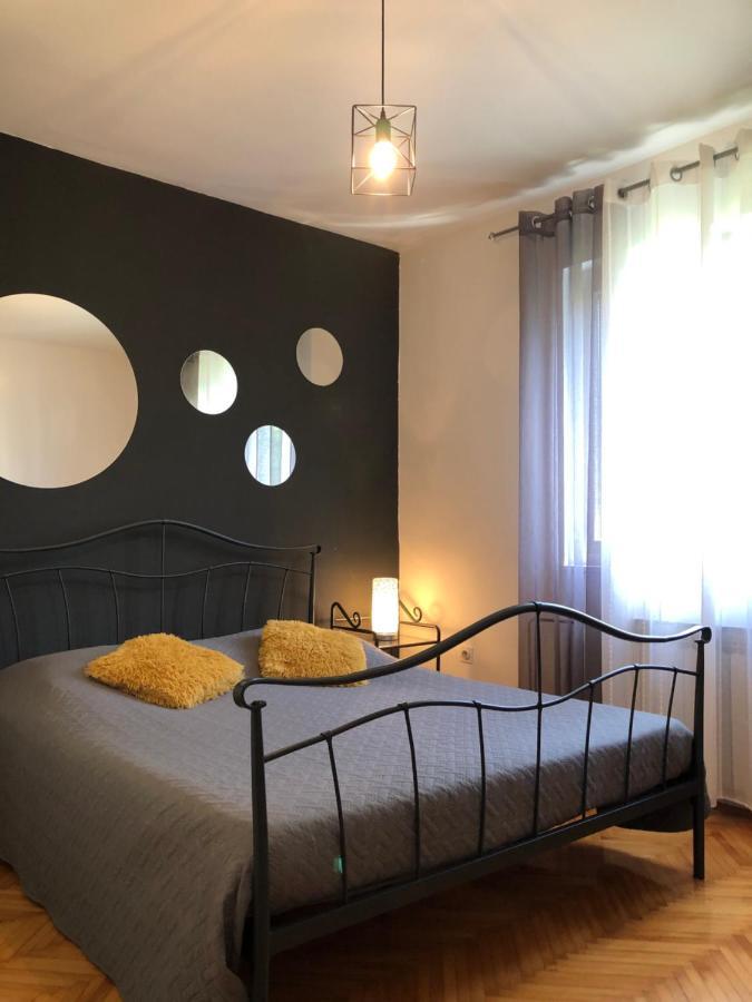 Apartments Salona Trogir Exterior foto