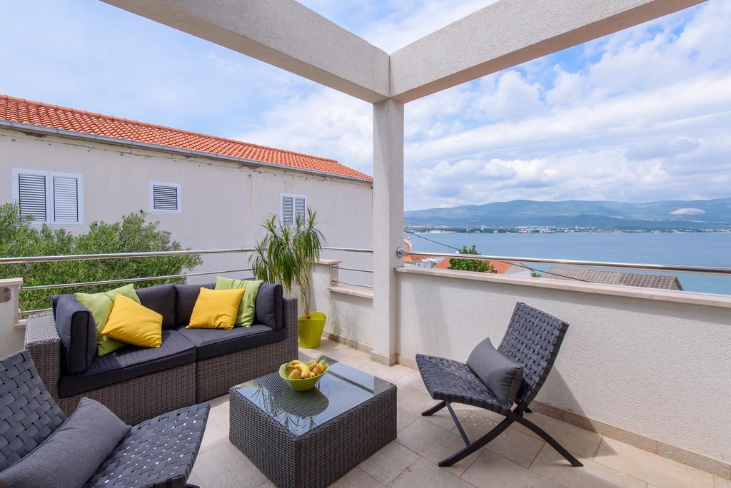 Apartments Salona Trogir Exterior foto